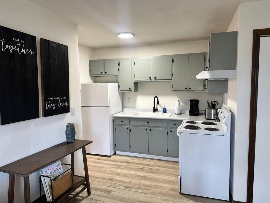Capital Suite On 6Th Street - King Bed / Downtown! Springfield Eksteriør billede