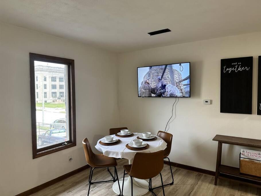 Capital Suite On 6Th Street - King Bed / Downtown! Springfield Eksteriør billede